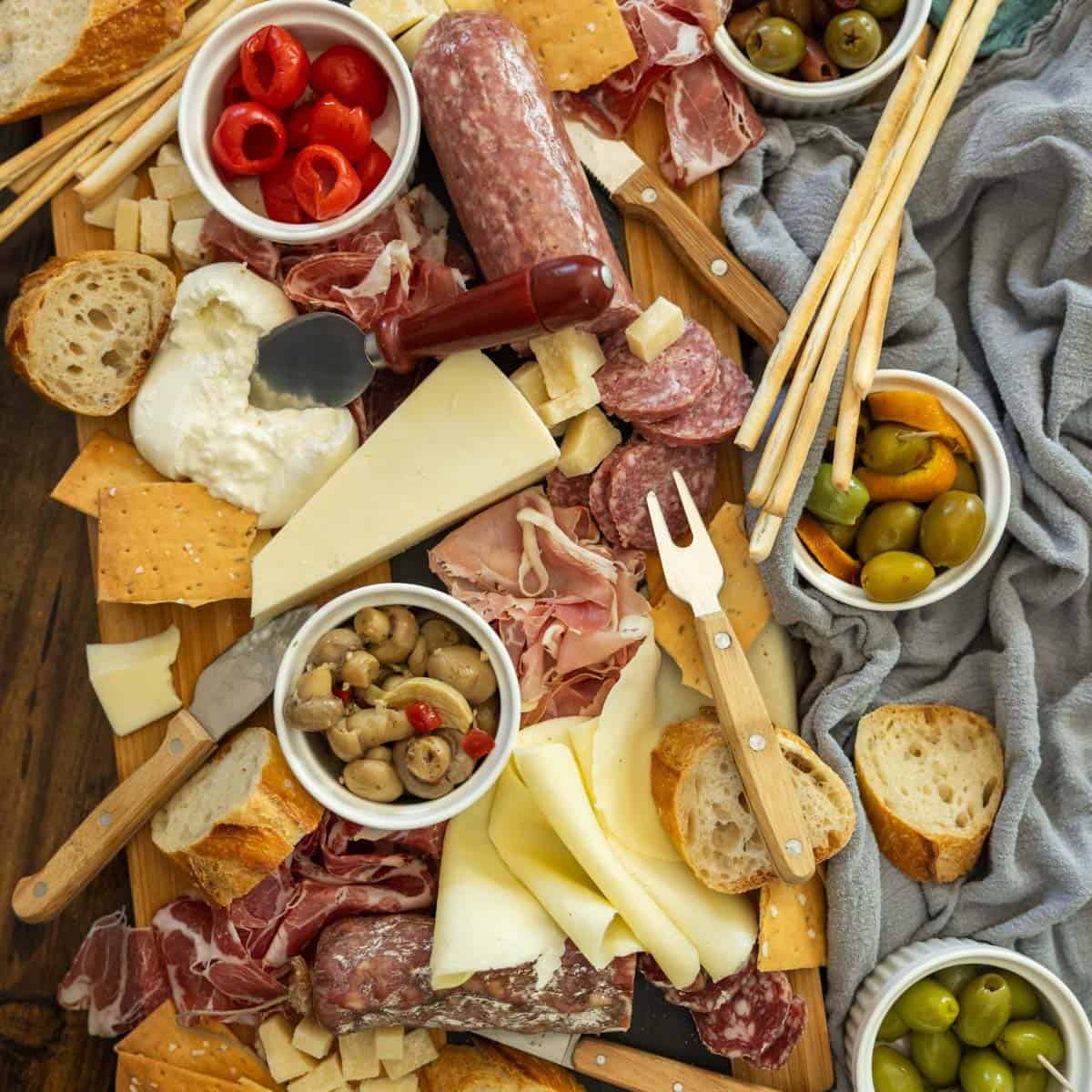 Host Like a Pro: Assemble a Stunning Antipasto Platter with Ease